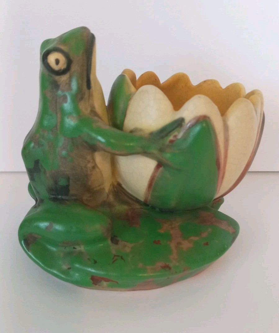 Weller Pottery Coppertone Frog With Lotus Flower Planter On Lily Pad
