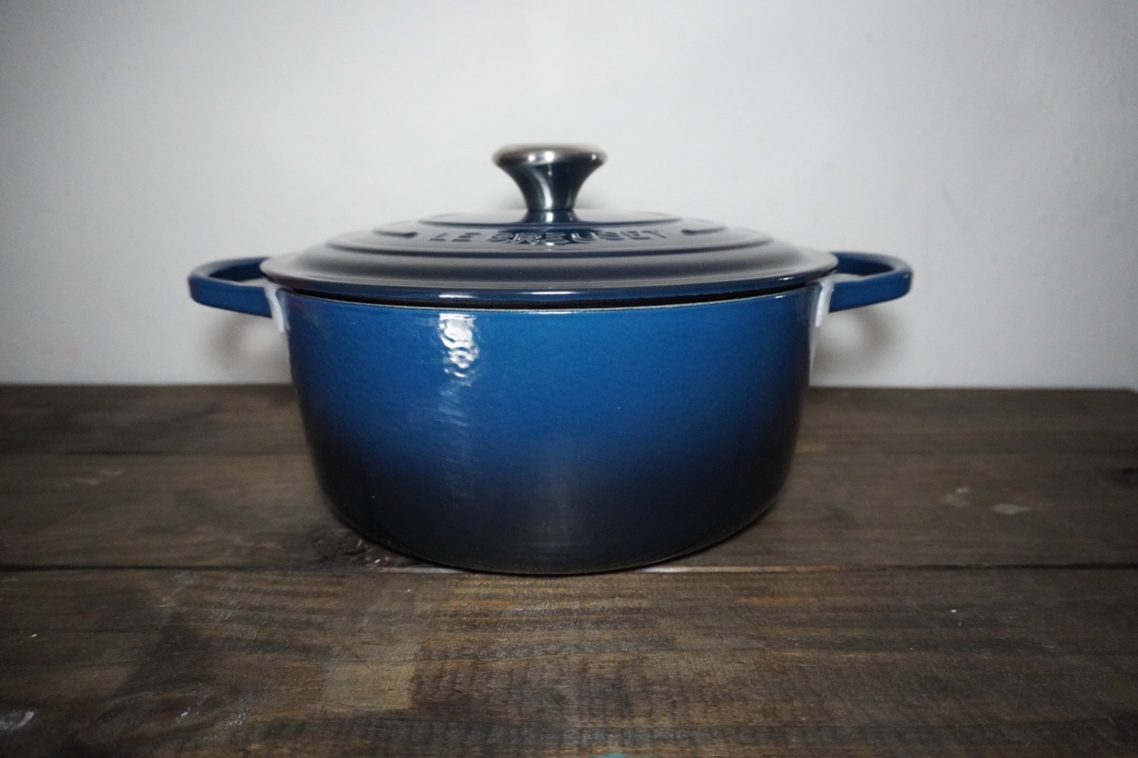 Le Creuset Nuit Signature 5 1/2-Qt Round Dutch Oven