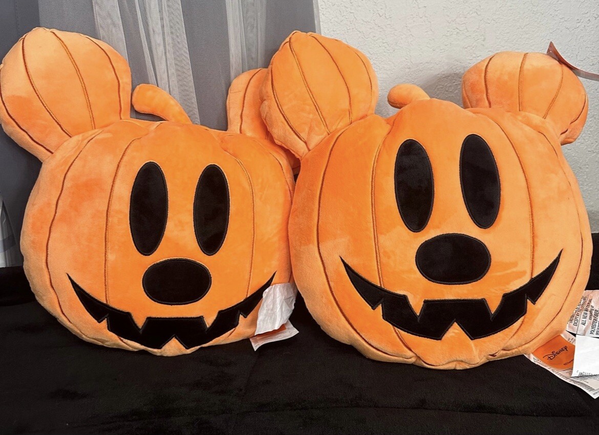 NEW 2x Disney Mickey Mouse Halloween Jack O Lantern Pillow Plush TikTok 🎃 NEW 2x Disney Mickey Mouse Halloween Jack O Lantern Pillow Plush TikTok 🎃