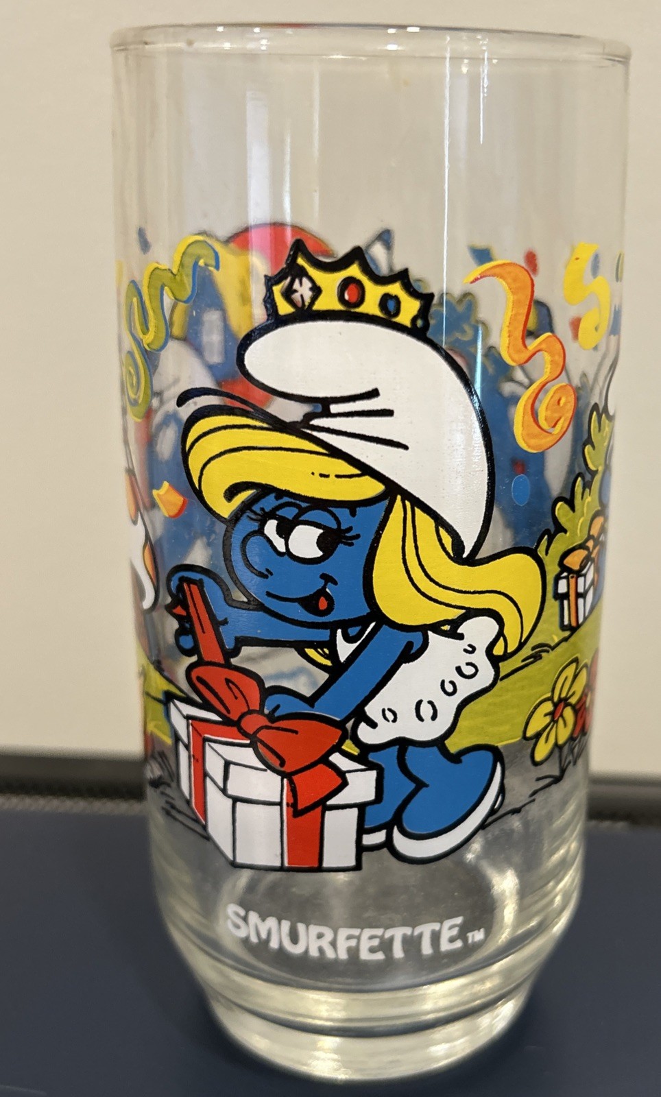 Vintage 1983 Smurfette 6” Drink Glass Peyo Collectible Wallace Berrie & Co 