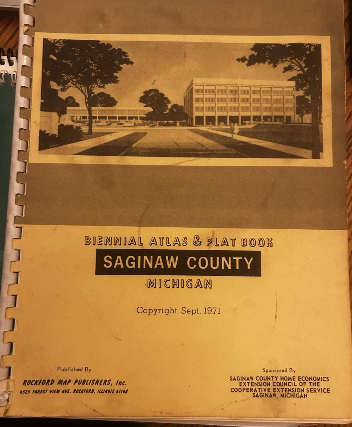 VINTAGE 1971 SAGINAW COUNTY MICHIGAN PLAT BOOK AND BIENNIAL ATLAS MAPS