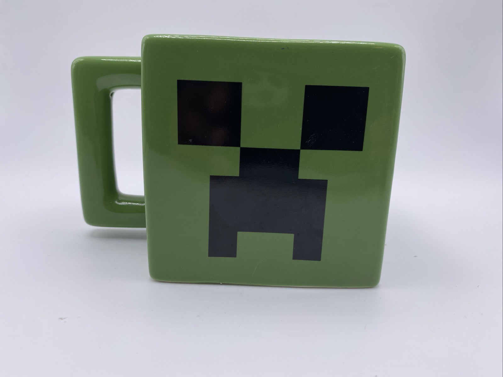 Original Minecraft Jinx Creeper Face Coffee Mug Ceramic Black Green 8oz Original Minecraft Jinx Creeper Face Coffee Mug Ceramic Black Green 8oz