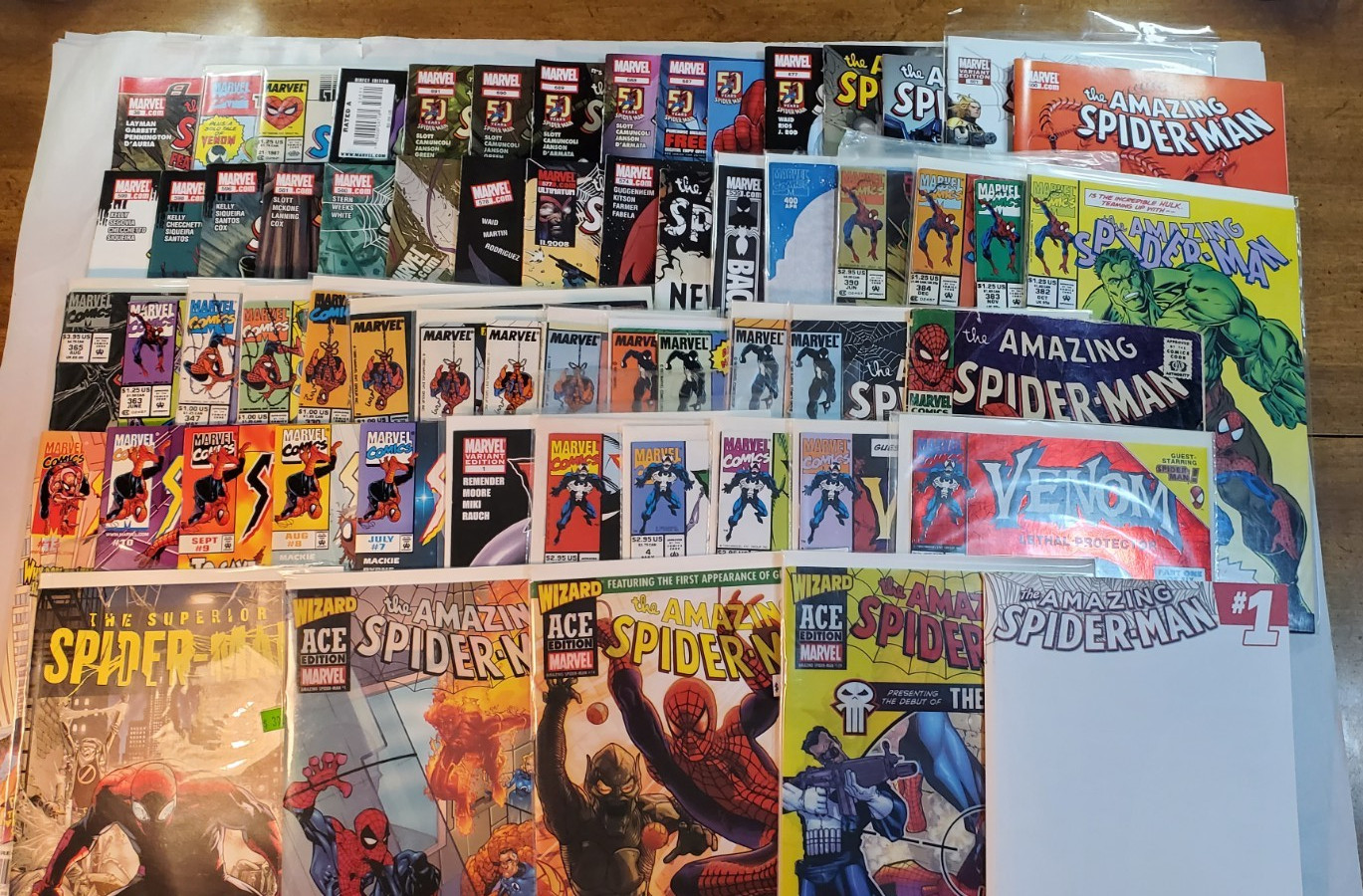 Amazing Spider-Man and Venom MARVEL COMICS 61 Book Lot ASM #44 #601MJ Venom #1