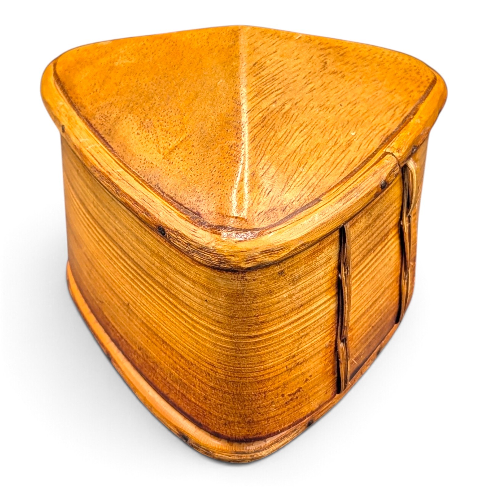 Vtg Handcrafted Triangle Shaped Molded Wood Trinket Box, Storaged Box 5\ Vtg Handcrafted Triangle Shaped Molded Wood Trinket Box, Storaged Box 5\