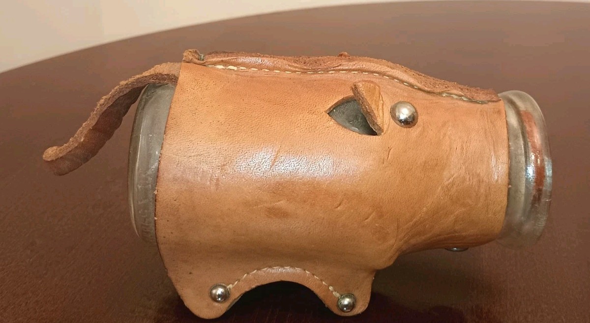 Vtg Half Pint Leather Piggy Snout Bank Half quart Milk Bottle Bank Duraglass