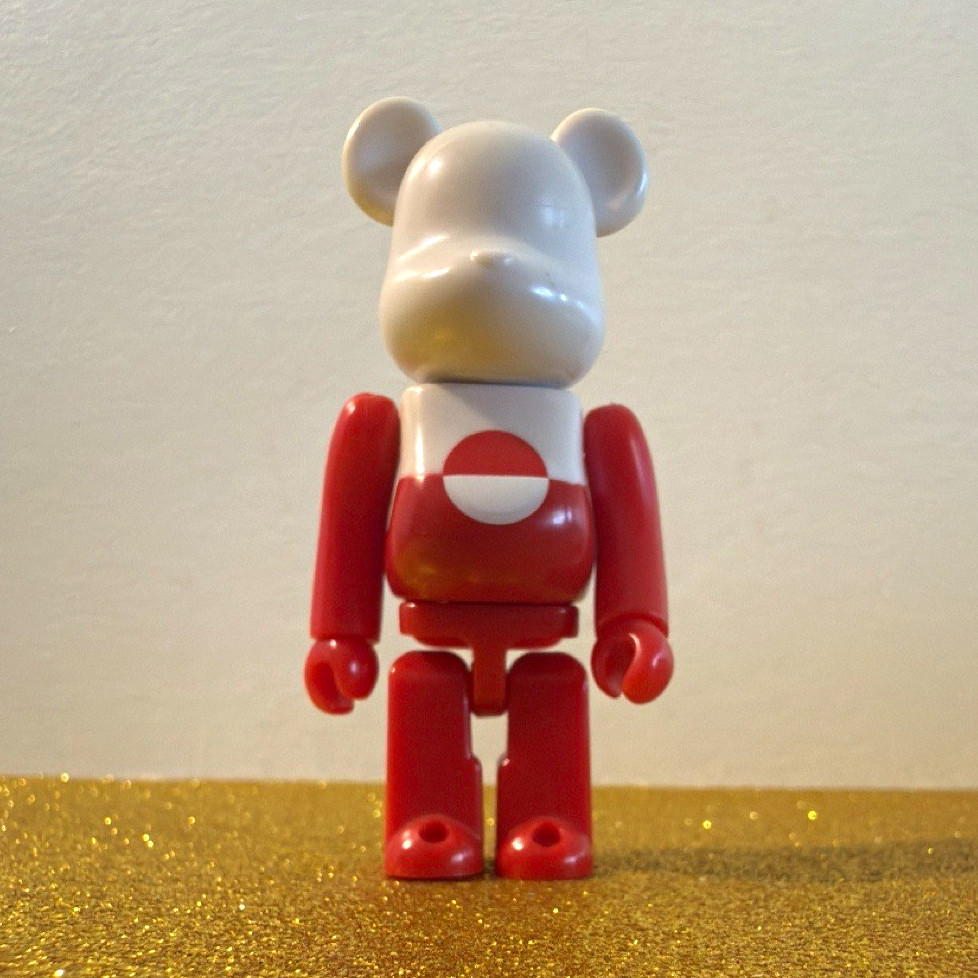 Medicom Toy Be@rbrick Vinyl Figure Red/White/Gray Bearbrick MPN B@0380374