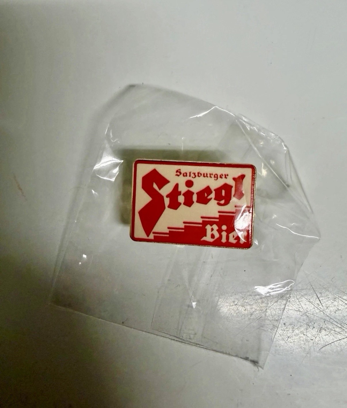 Stiegl Bier Salzburg Red & White Logo Pinback Lapel Pin Advertising