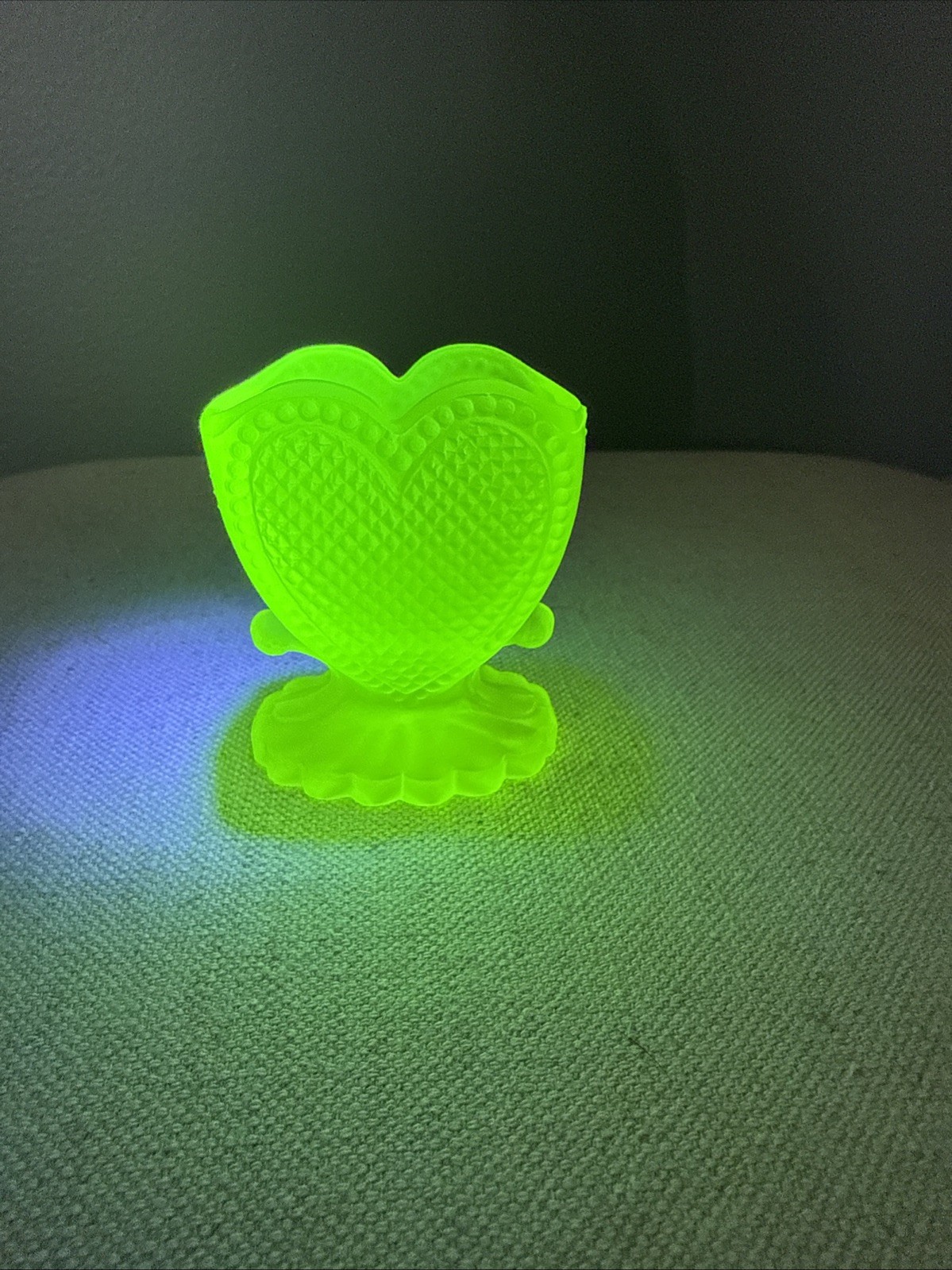 Vintage Degenhart HEART Shape Diamond Vaseline  Toothpick Holder Strong GLOW