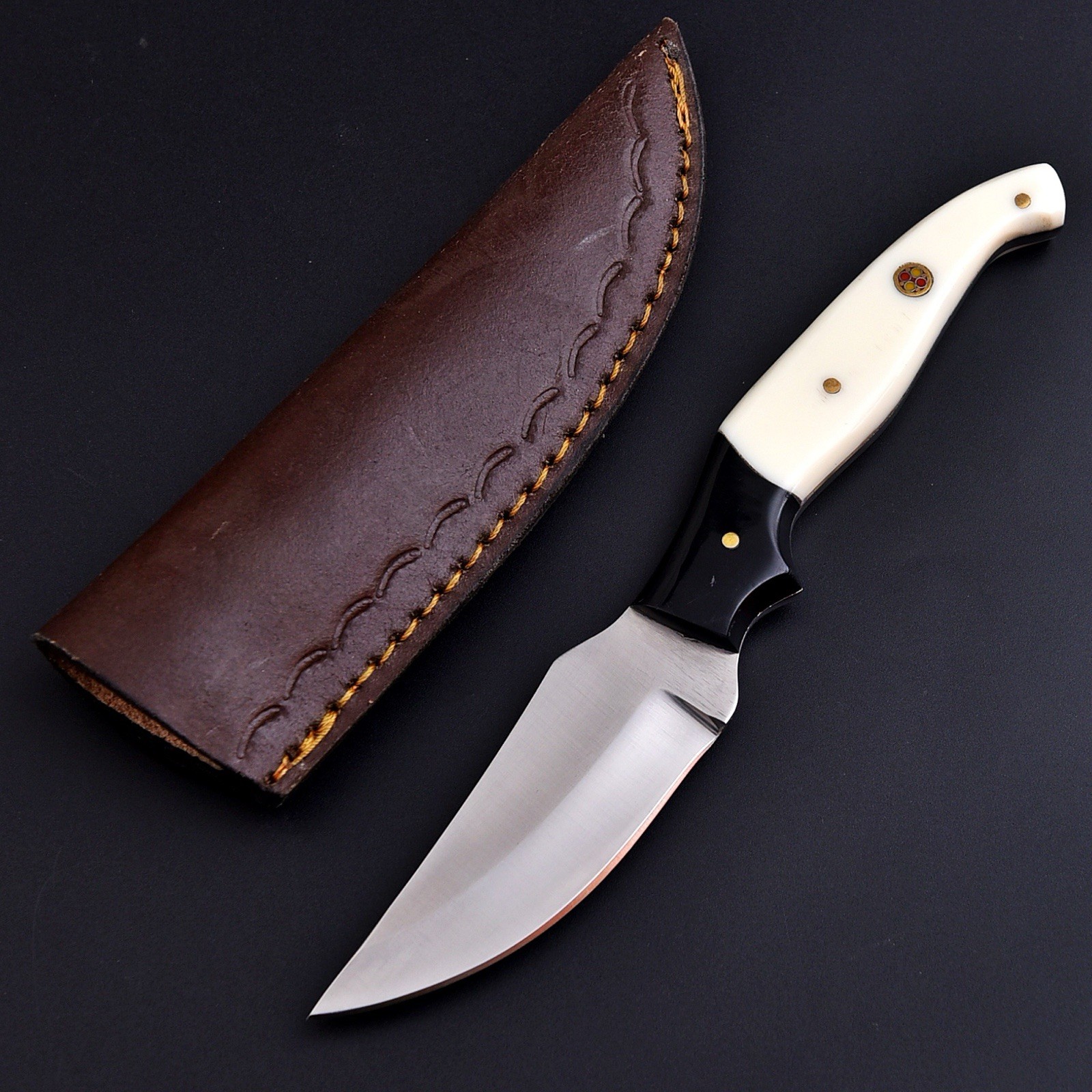 Handcrafted Fixed Blade Knife With Sheath