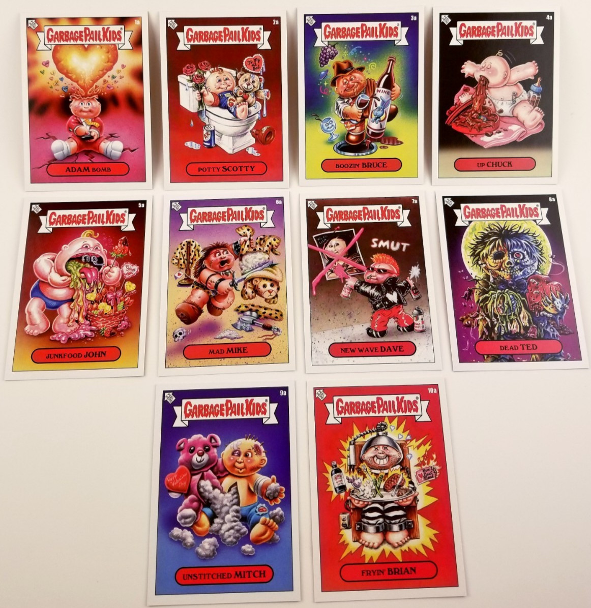 GARBAGE PAIL KIDS GPK 2019 VALENTINE'S DAY IS GROSS - 20 CARD 