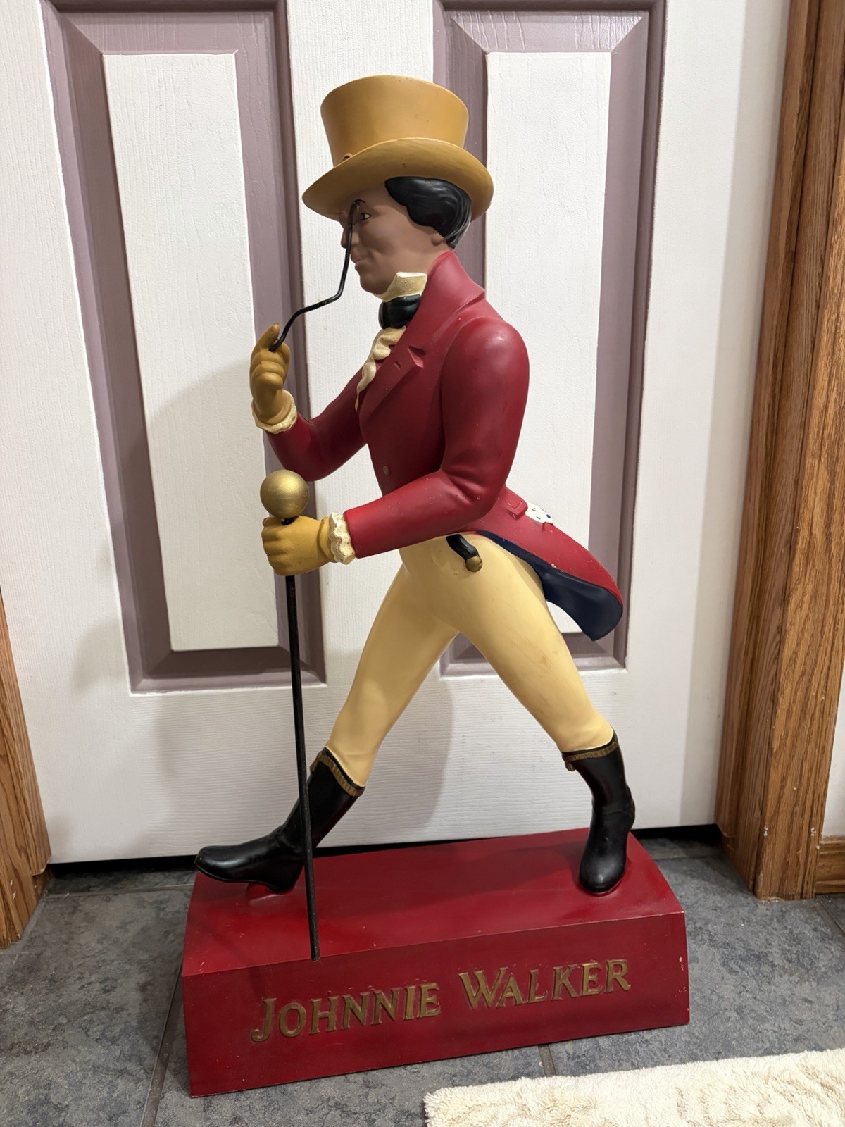 RARE 1970 28” 2FT Tall Johnny Walker Retro Figure Bar Display Decor Statue WOW RARE 1970 28” 2FT Tall Johnny Walker Retro Figure Bar Display Decor Statue WOW