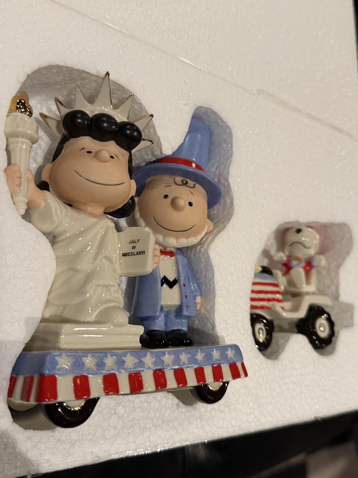 Lenox It’s Independence Day Charlie Brown Patriotic Parade Snoopy New Mint