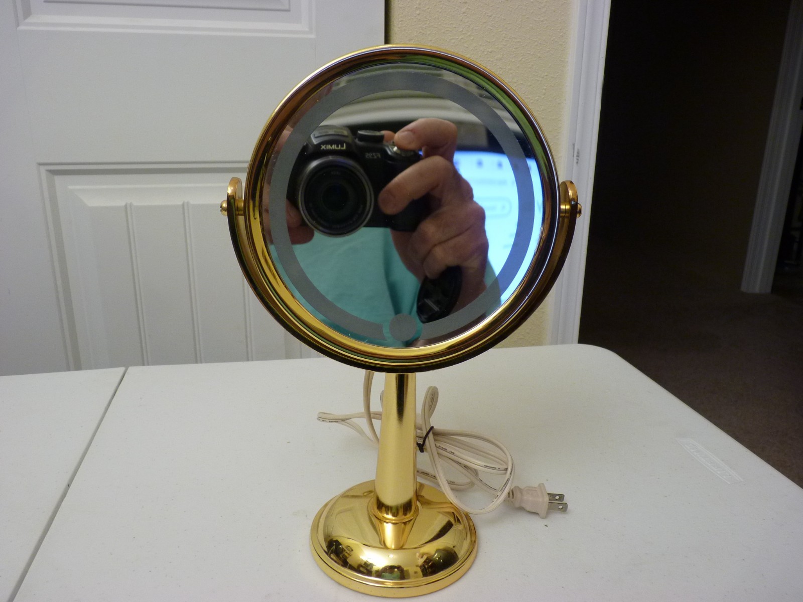 Irving Rice Freestanding 3X Magnifying Lighted Mirror Vintage Gold