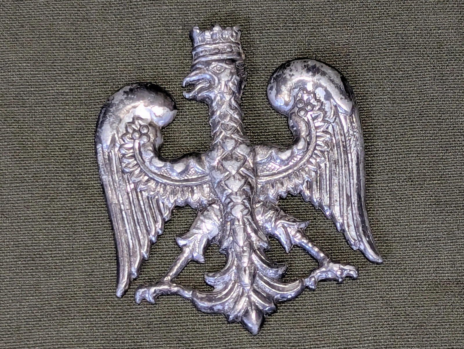 Vintage WWII Polish Eagle Made in USA for Poland 1930s 1940s AS-IS Illinois Vintage WWII Polish Eagle Made in USA for Poland 1930s 1940s AS-IS Illinois