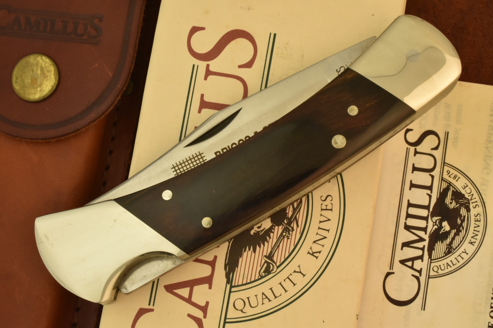 VINTAGE CAMILLUS STAINLES USA JUMBO WOOD LOCKBACK 886 FOLDING HUNTER KNIFE 34097