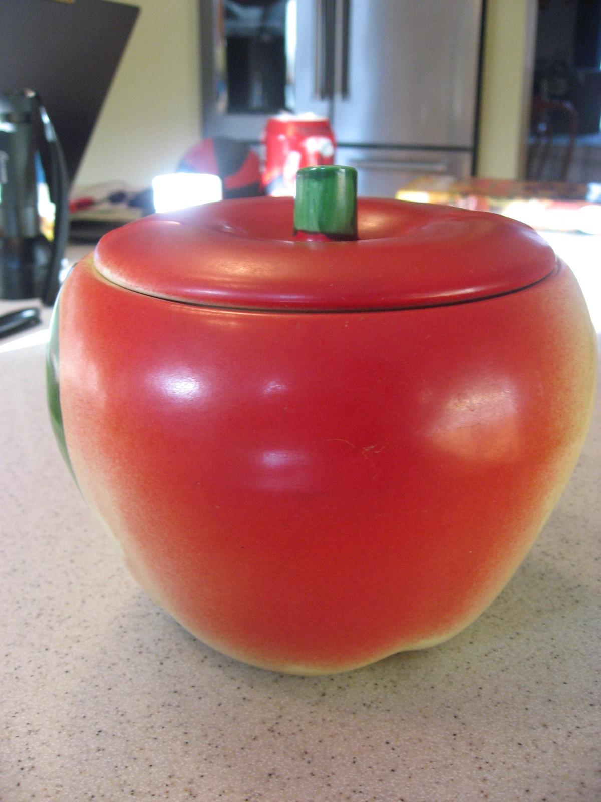 Vintage Hull Pottery Blushing Apple Grease Jar Canister with Lid about 5”T Vintage Hull Pottery Blushing Apple Grease Jar Canister with Lid about 5”T