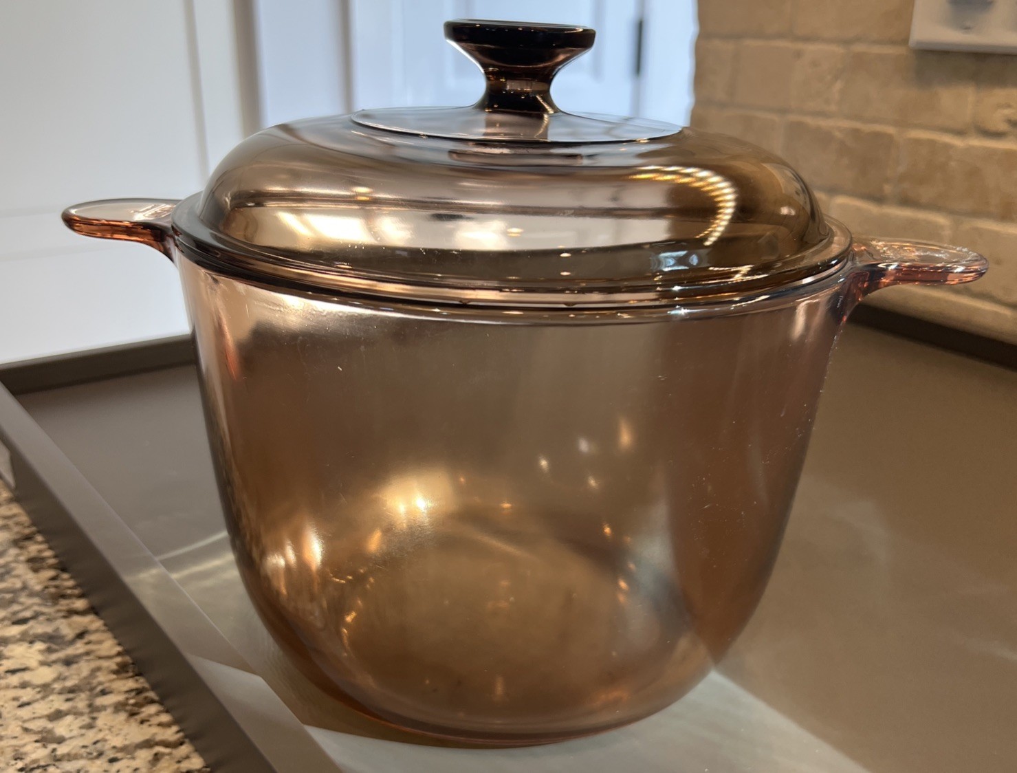 Corning VISION 3.5 L Stock Pot PYREX V 2.5 C Lid Amber Glass France Corning VISION 3.5 L Stock Pot PYREX V 2.5 C Lid Amber Glass France