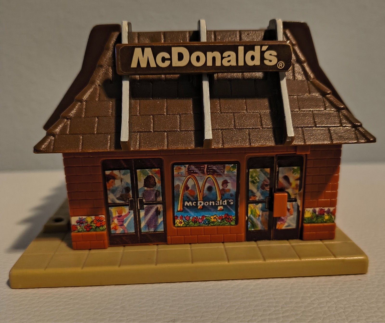 Vintage Musical McDonald's restaurant 1989 Music Box building