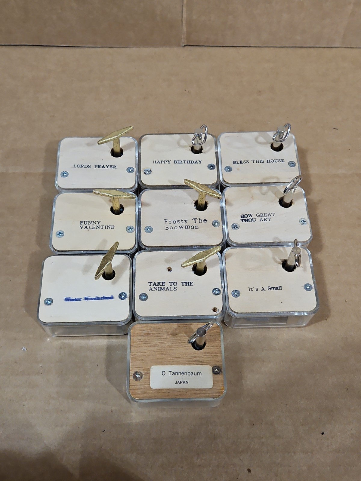 Lot 10 Clear Narco Wind Up Music Box Movements & Assorted Keys READ DESCRIPTION