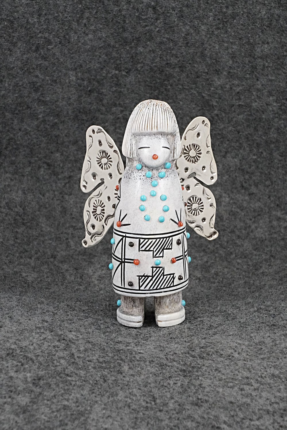 Butterfly Maiden Zuni Fetish Carving - Claudia Peina Butterfly Maiden Zuni Fetish Carving - Claudia Peina