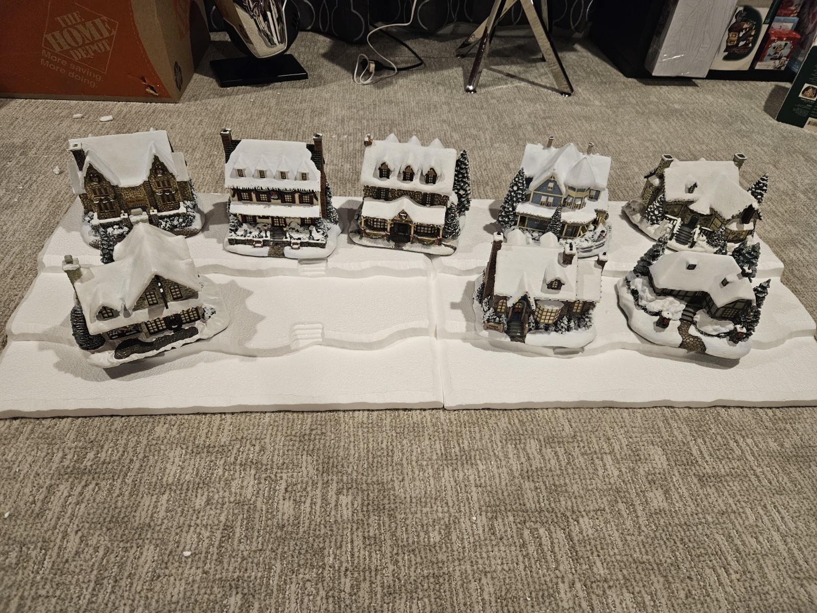 Hawthorne Village, Thomas Kinkade Lighted Christmas [Pick One Or More]