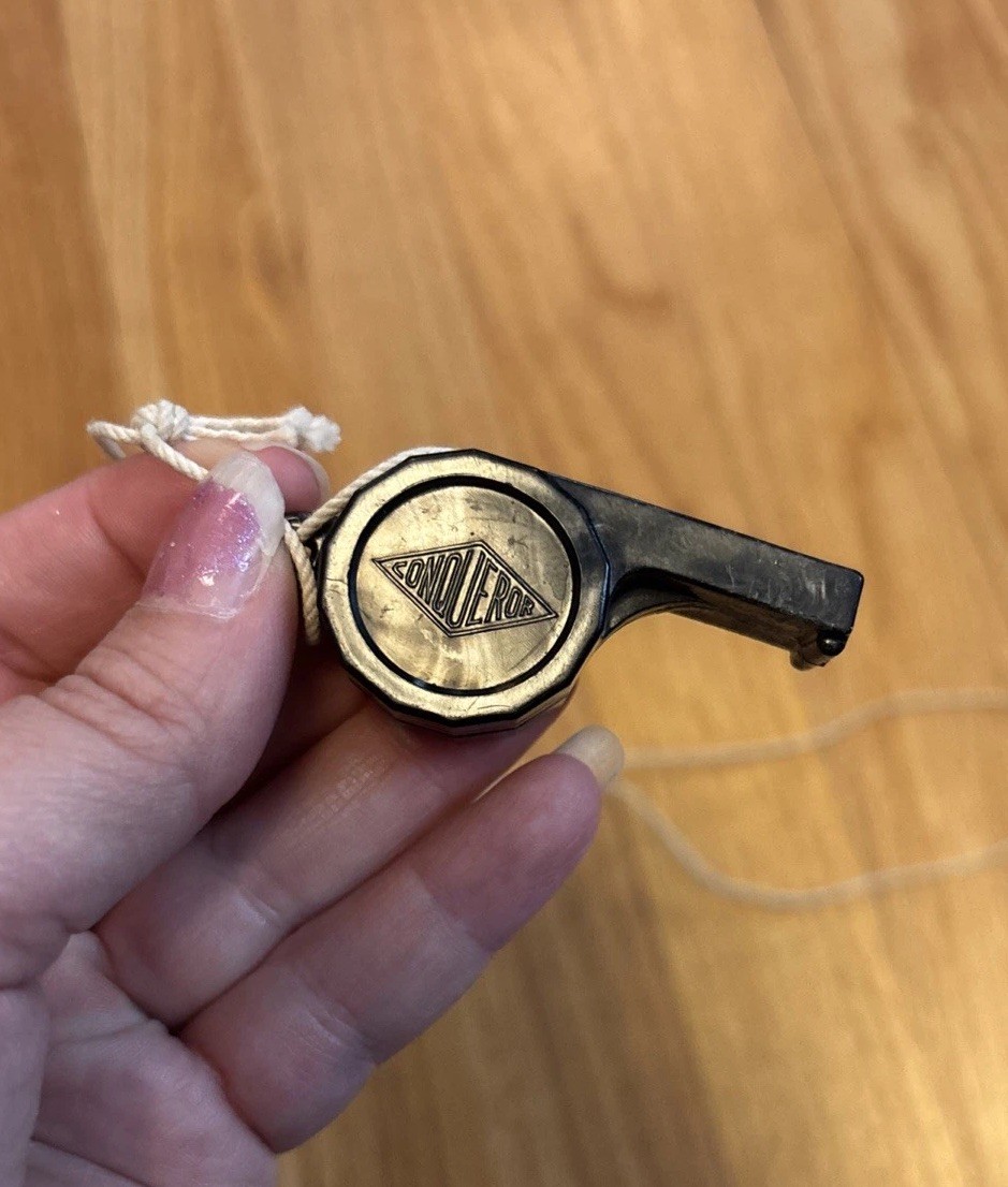 Vintage Conqueror Whistle Made in USA Hard Plastic Alert Toy Vintage Conqueror Whistle Made in USA Hard Plastic Alert Toy
