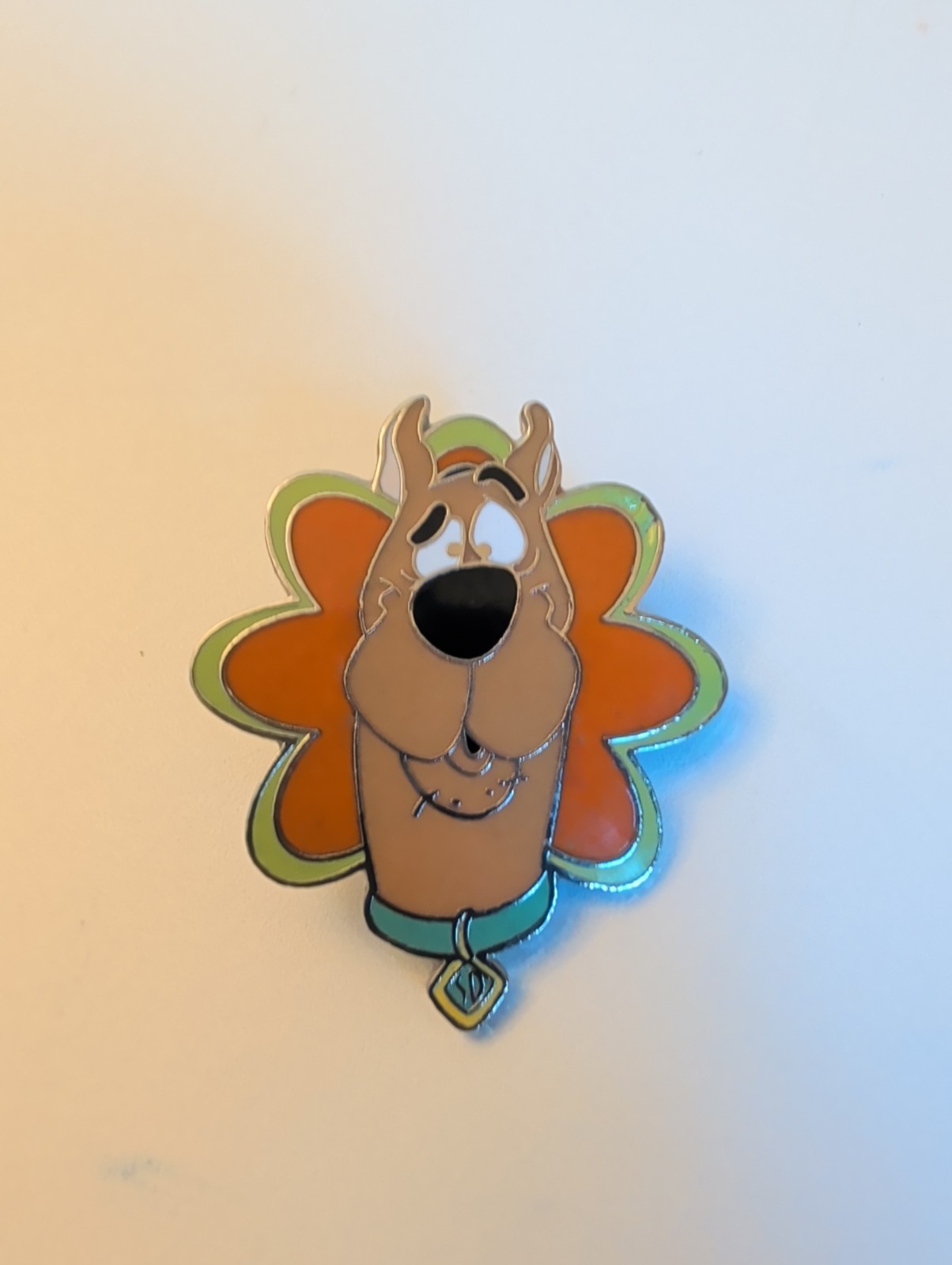 VINTAGE WARNER BROTHERS WB SCOOBY DOO COLLECTIBLE PIN RARE AUTHENTIC Used Cond