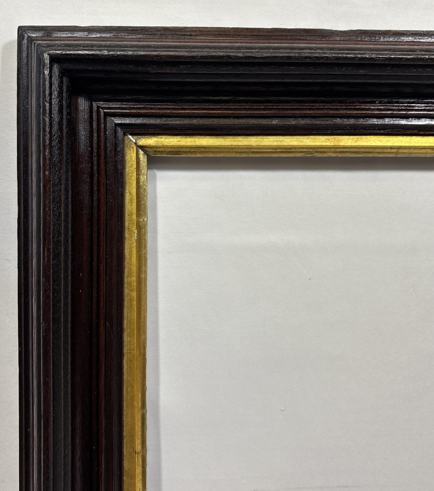 Antique Victorian Eastlake Reeded Walnut Frame Fits 20 Antique Victorian Eastlake Reeded Walnut Frame Fits 20