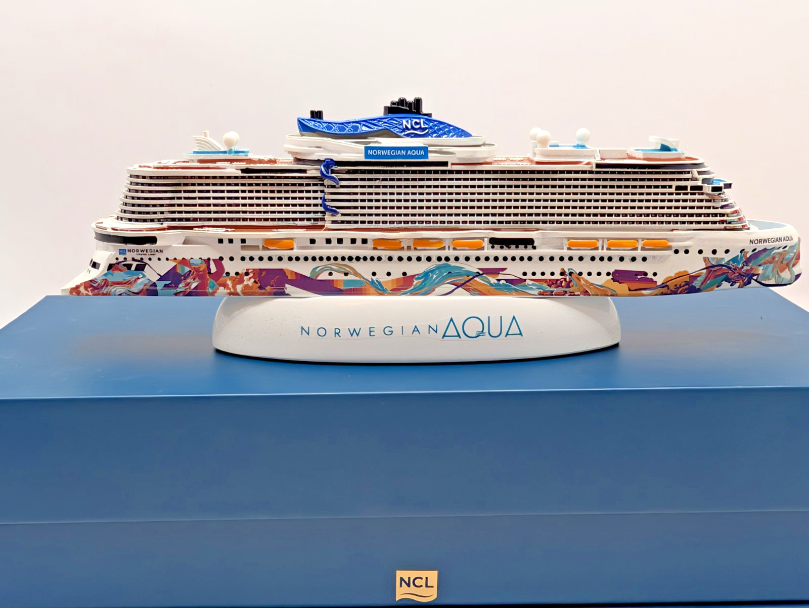 Norwegian Aqua Inaugural 10” Cruise Ship Model New In Box NCL