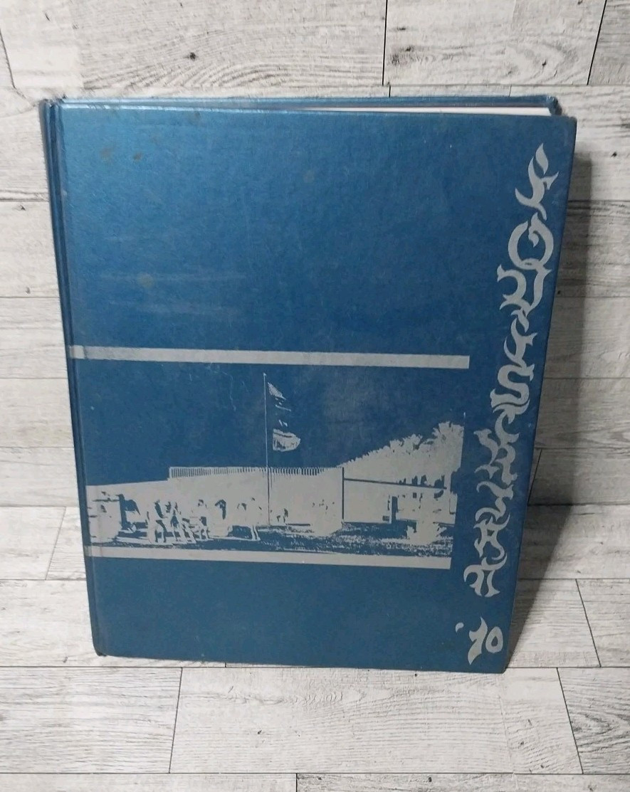 Vintage 1970 Equestrian Tulare Western High School California Yearbook Vintage 1970 Equestrian Tulare Western High School California Yearbook