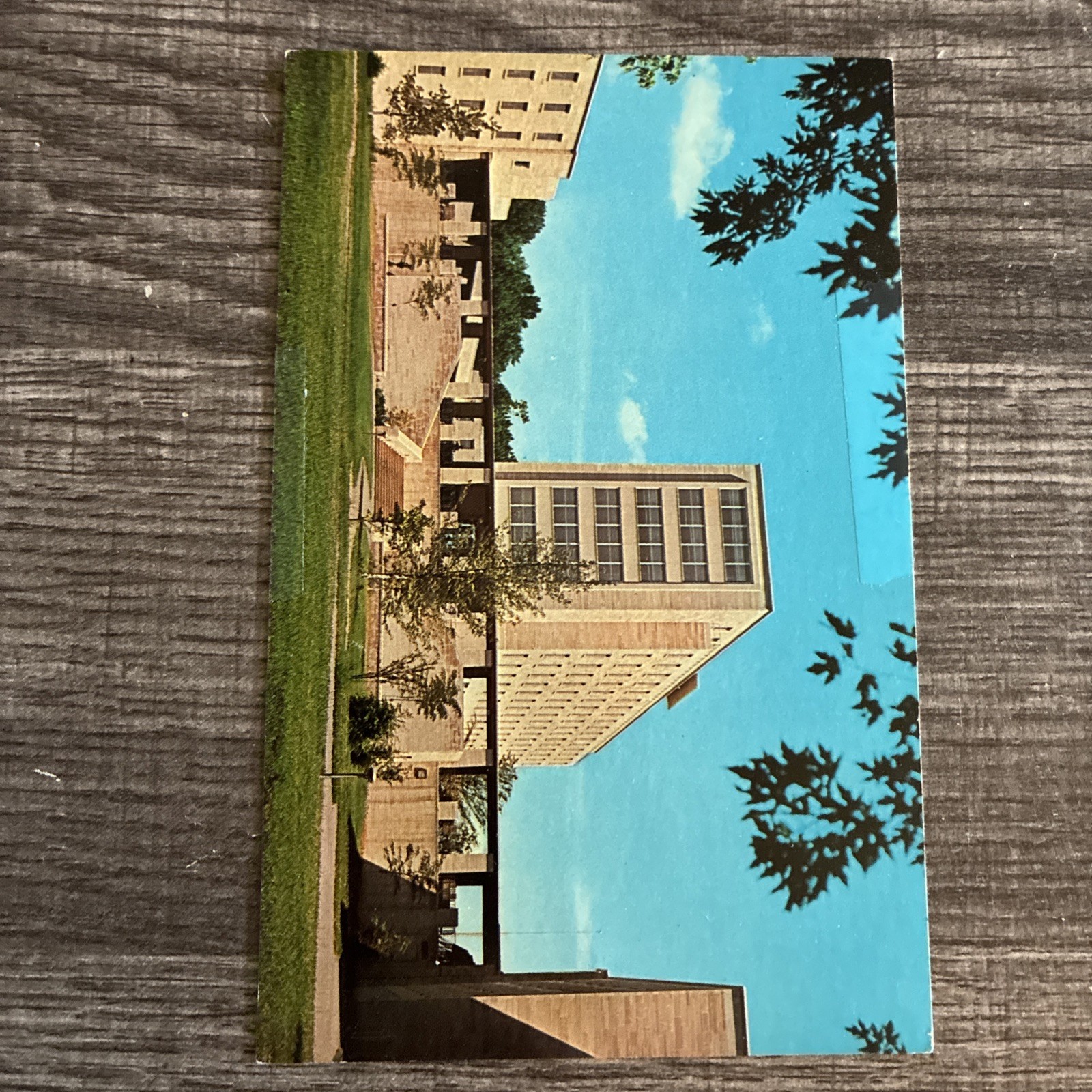 The Nellie S Teter Quadrangle Indiana University Bloomington IN POSTCARD 