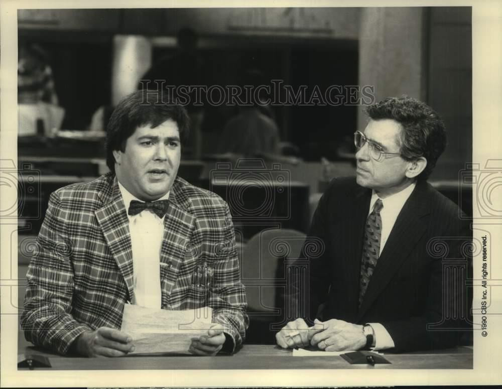 1990 Press Photo Kevin Meaney and Walter Jacobson in CBS-TV\'s \