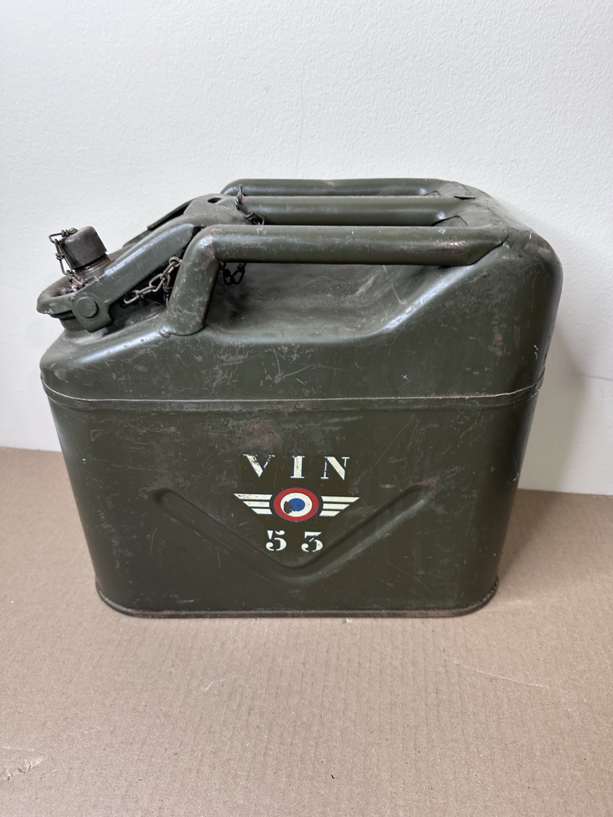 1953 French Air Force Military VIN Wine Jerry Can Armée de l’Air Original 1953 French Air Force Military VIN Wine Jerry Can Armée de l’Air Original