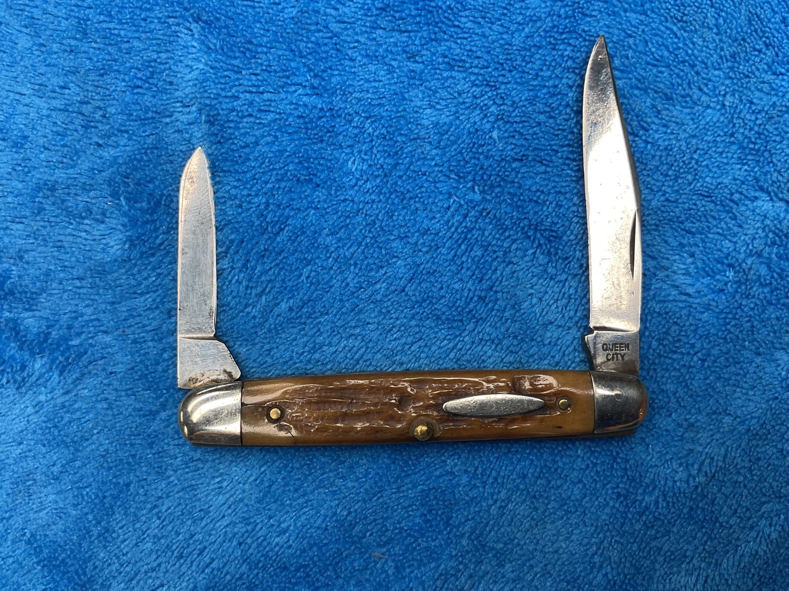 ORIGINAL ANTIQUE QUEEN CITY 1922-32 EQUAL END JACK BONE HANDLE POCKET KNIFE ORIGINAL ANTIQUE QUEEN CITY 1922-32 EQUAL END JACK BONE HANDLE POCKET KNIFE