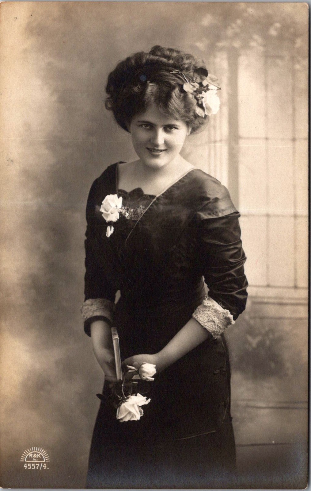 Woman Holding Roses RPPC Vintage Postcard 4P27-3 Woman Holding Roses RPPC Vintage Postcard 4P27-3