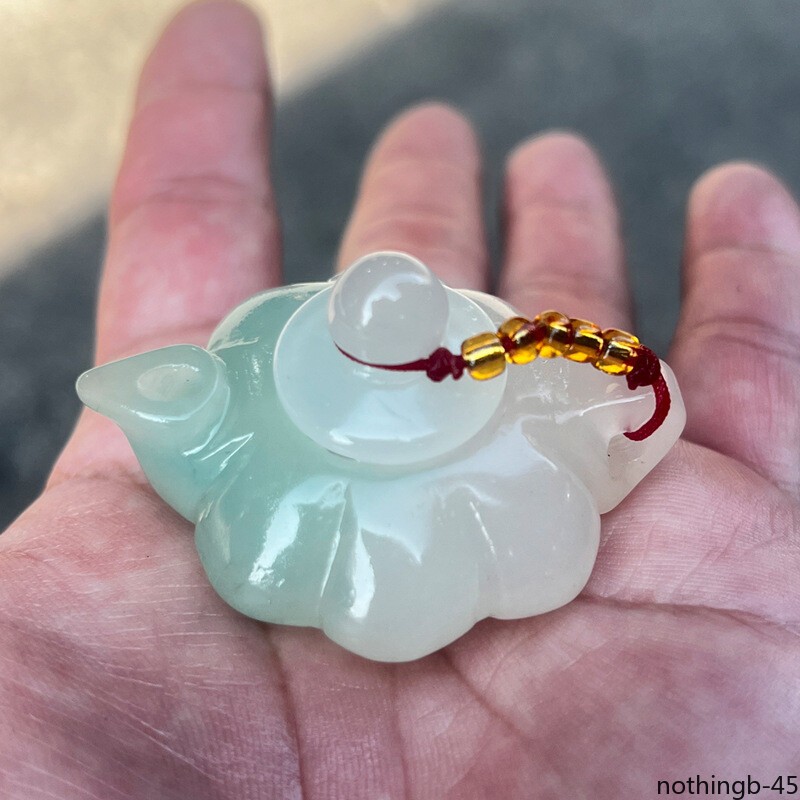 Chinese Xiuyu Jade Teapot Small Pendant Tea Pet Desk Decorate Antique Collection