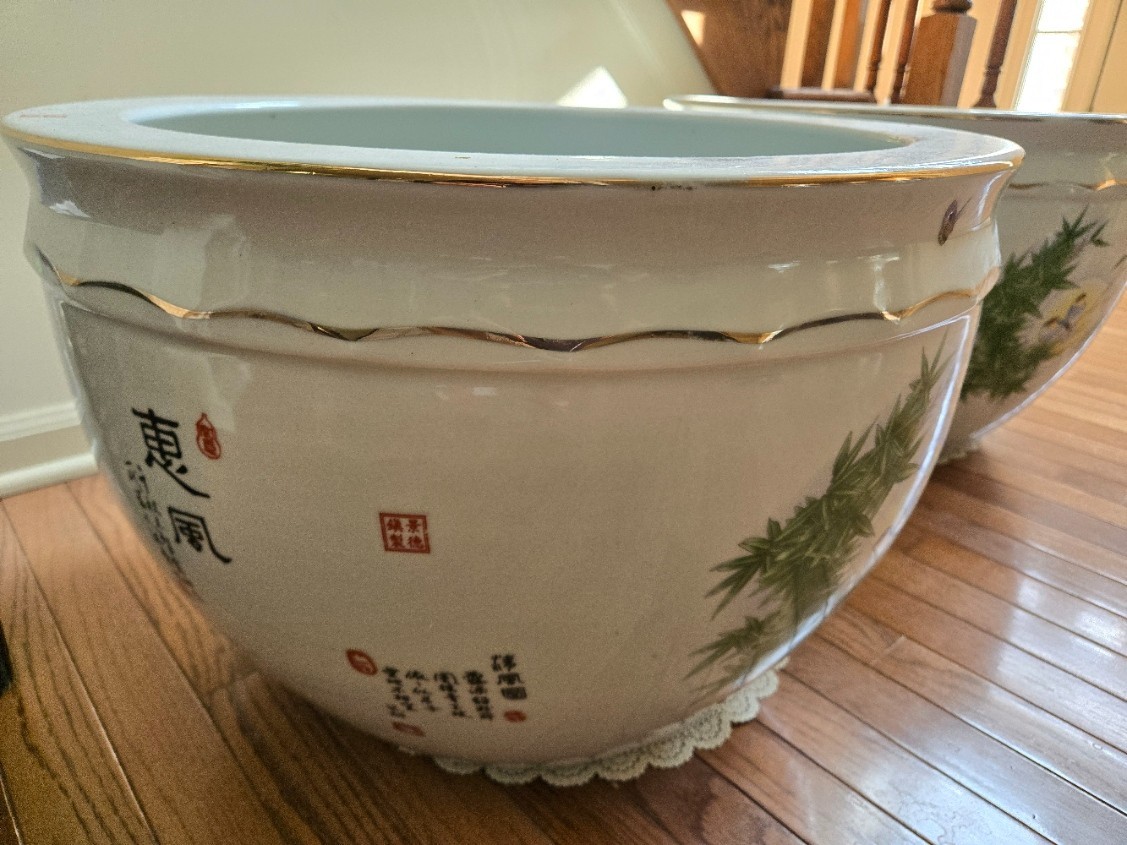 Huge 22” Vintage Chinese Porcelain Fish Bowl Planter Excellent Condition