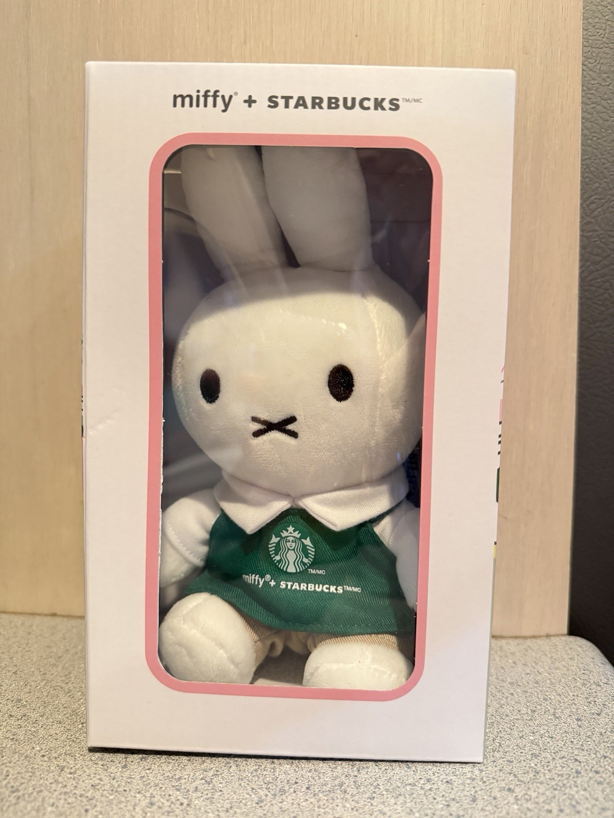 NEW Starbucks x Miffy Boxed Plush Bunny Rabbit Barista Apron 2026 Limited LE NEW Starbucks x Miffy Boxed Plush Bunny Rabbit Barista Apron 2026 Limited LE