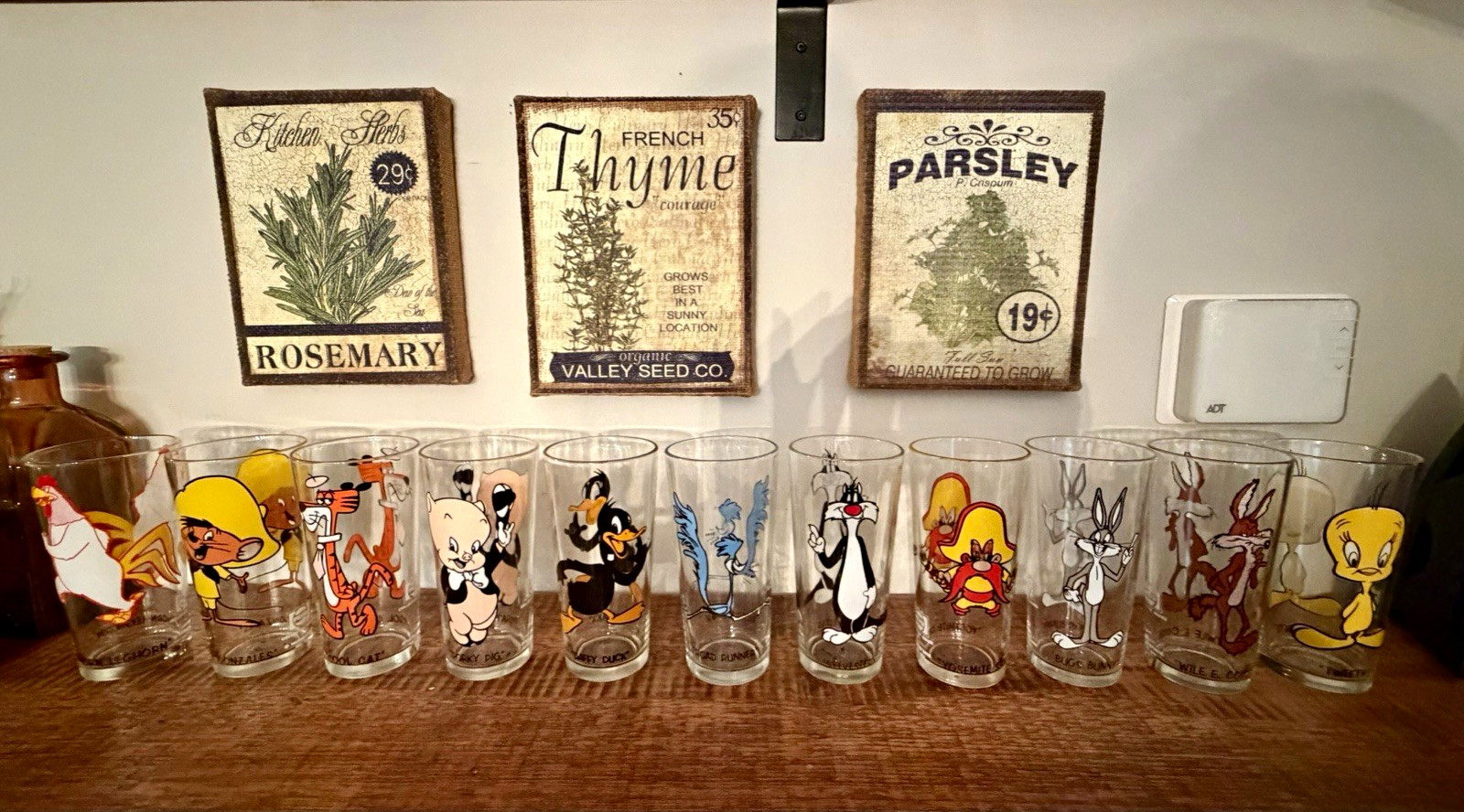 Vintage 1973 Rare 11 Looney Tunes Warner Bros Printed Glass Tumbler 12 fl oz