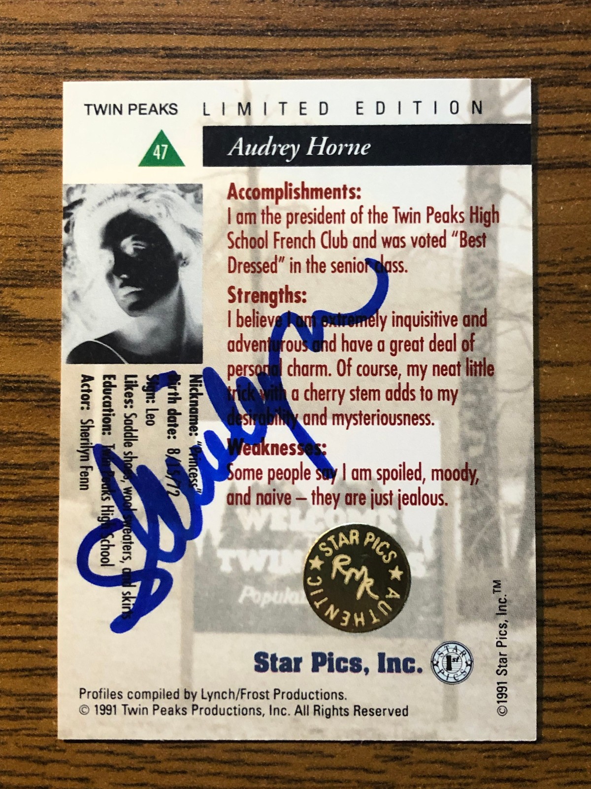 1991 Star Pics Twin Peaks SHERILYN FENN Audrey Horne Autographed card RARE 1991 Star Pics Twin Peaks SHERILYN FENN Audrey Horne Autographed card RARE