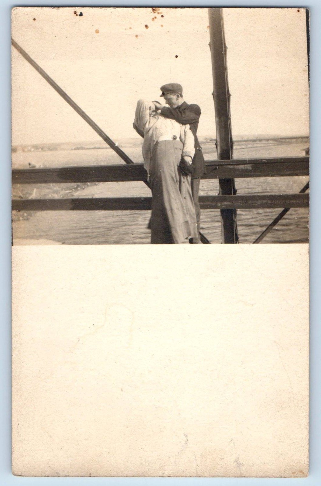 c1910's Romance Couple Kissing Kandid RPPC Photo Unposted Antique Postcard c1910's Romance Couple Kissing Kandid RPPC Photo Unposted Antique Postcard