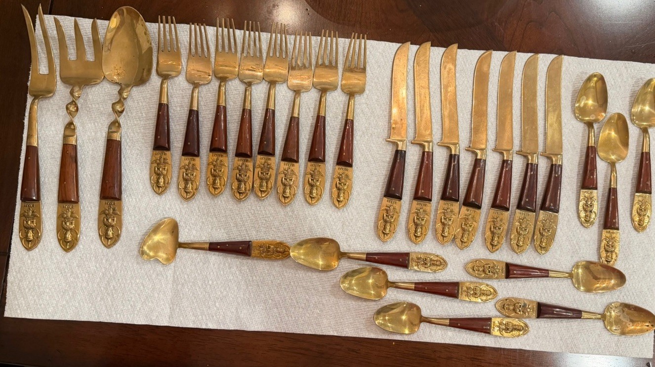 Vintage Flatware  Thai Embossed Brass And Rosewood  Siam Buddha  Service For 8 *