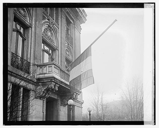 Photo:French Embassy Washington DC 1924 Embassy Building Flag