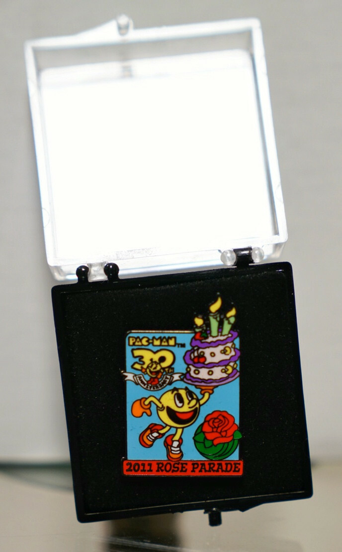 PAC-MAN 30th Anniversary 2011 Rose Bowl Limited Edition Numbered Collectible Pin