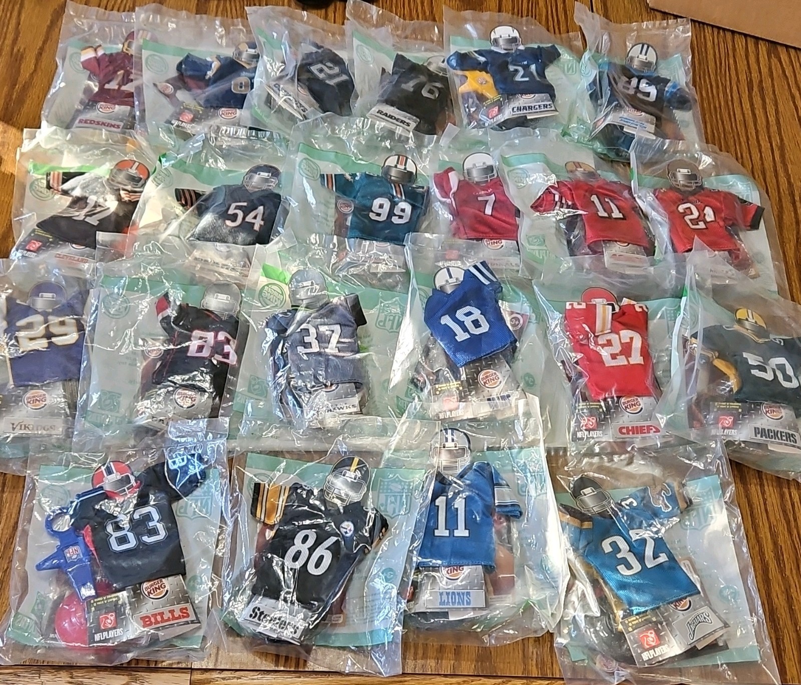 Vintage 2007 Burger King NFL Jersey Mini Collectible Toy Lot 22pc Sealed New