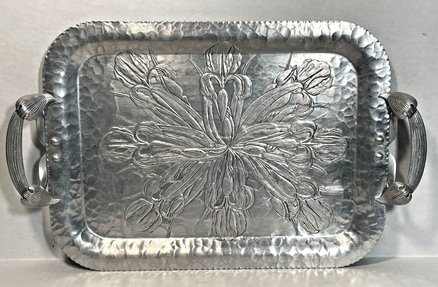 VTG Continental Silverlook 523 Iris Hand Wrought Aluminum Tray VTG Continental Silverlook 523 Iris Hand Wrought Aluminum Tray