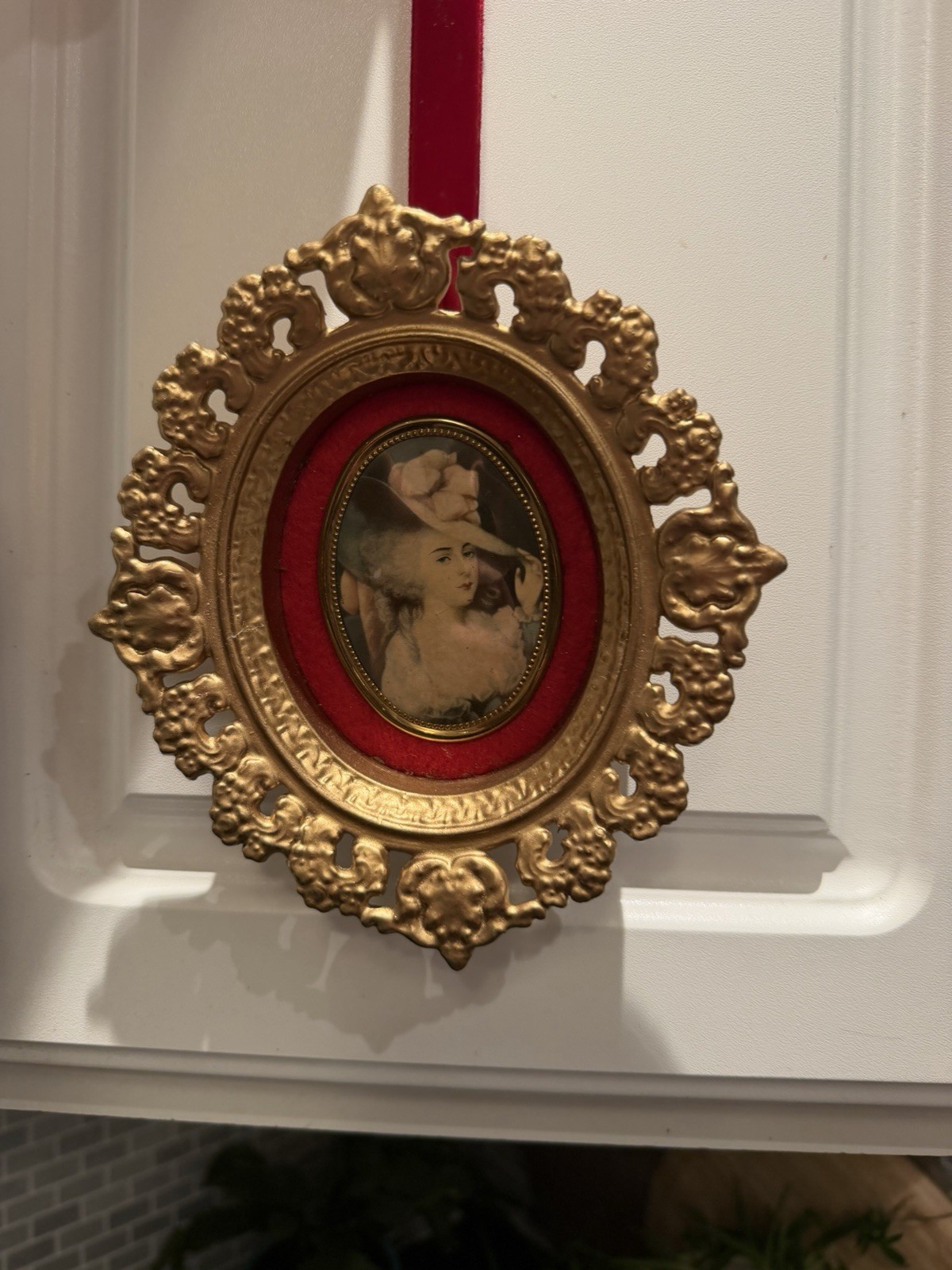 Vintage Cameo Creation - Lady Dower by Thomas Lawrence - Glass Baroque Victorian