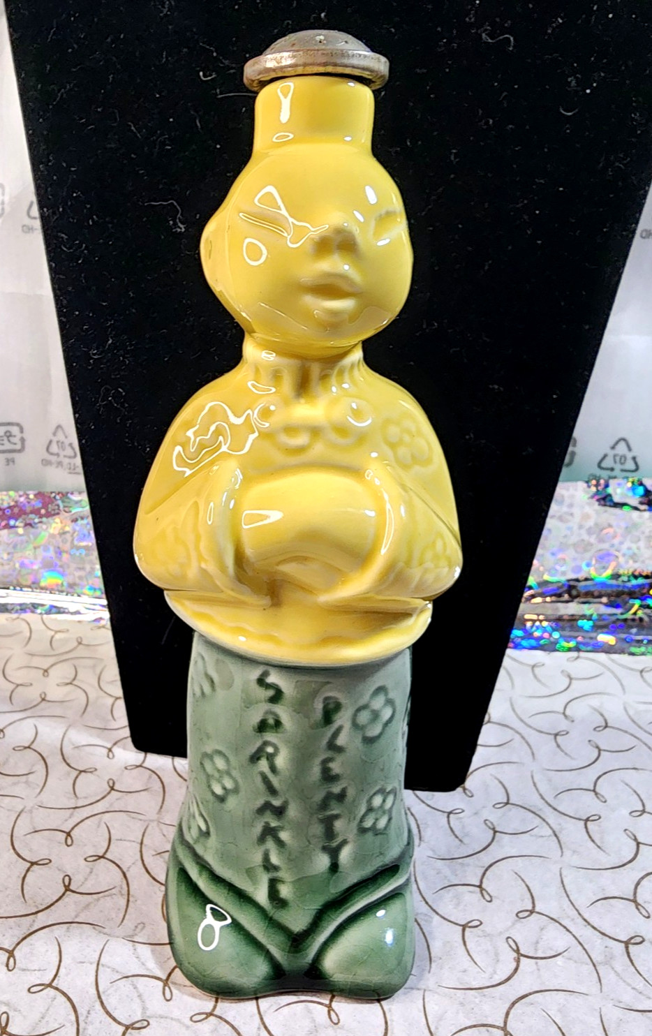Vtg 1950s 60s Ceramic Sprinkle Plenty Chinese Man Laundry Ironing Green Yellow