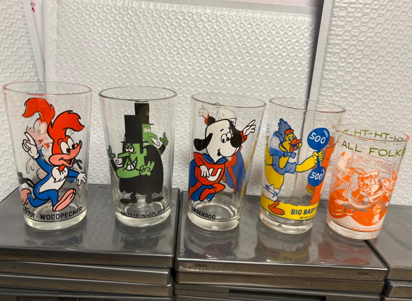 Set of 5 Vintage Looney Tunes Collectible Glasses Pepsi Glass lot VTG 1970\'s