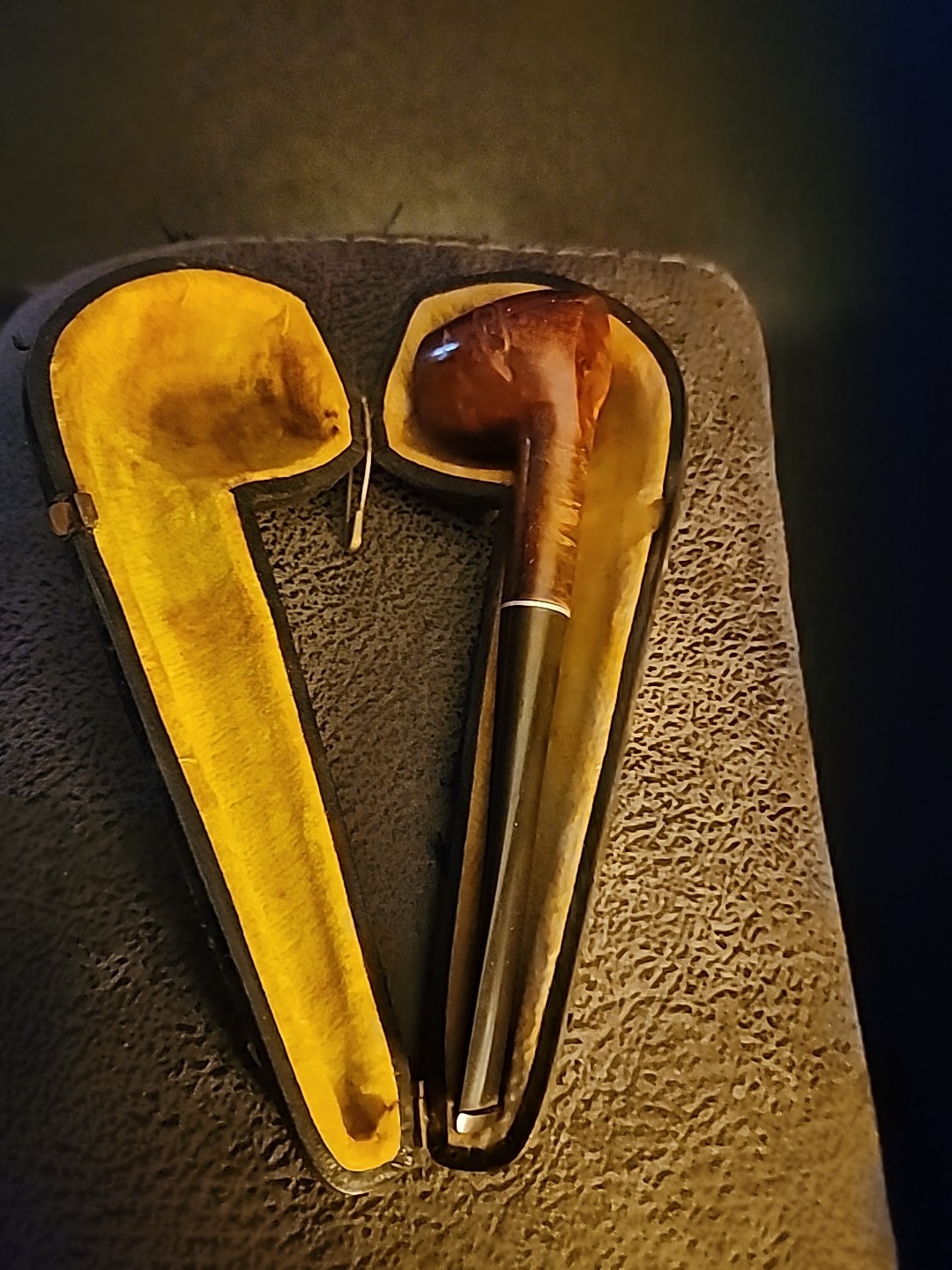 Antique C.P.F Best-make smoking pipe In Case With Pipe Antique C.P.F Best-make smoking pipe In Case With Pipe